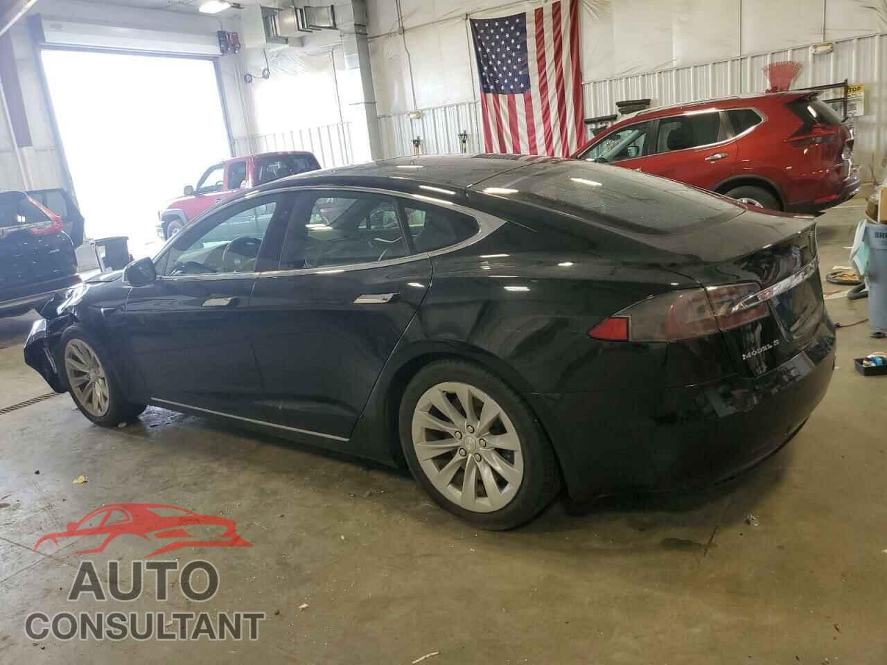TESLA MODEL S 2017 - 5YJSA1E2XHF229871