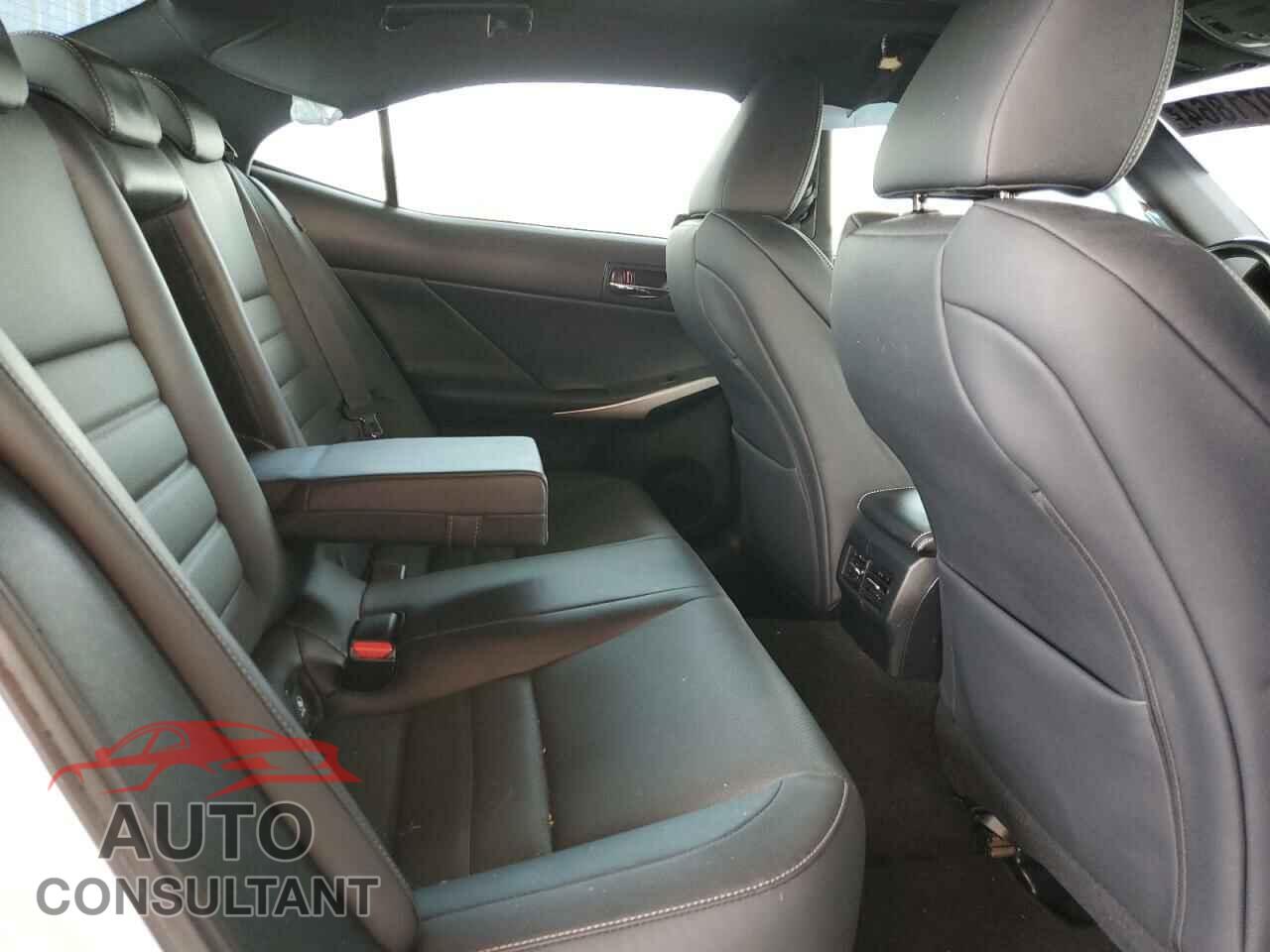 LEXUS IS 2016 - JTHBA1D29G5019231