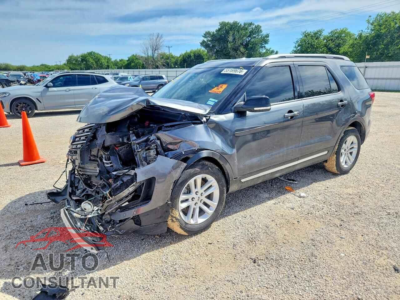 FORD EXPLORER 2017 - 1FM5K7D82HGE37277