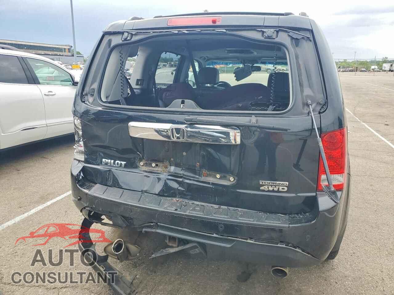 HONDA PILOT 2013 - 5FNYF4H94DB070233