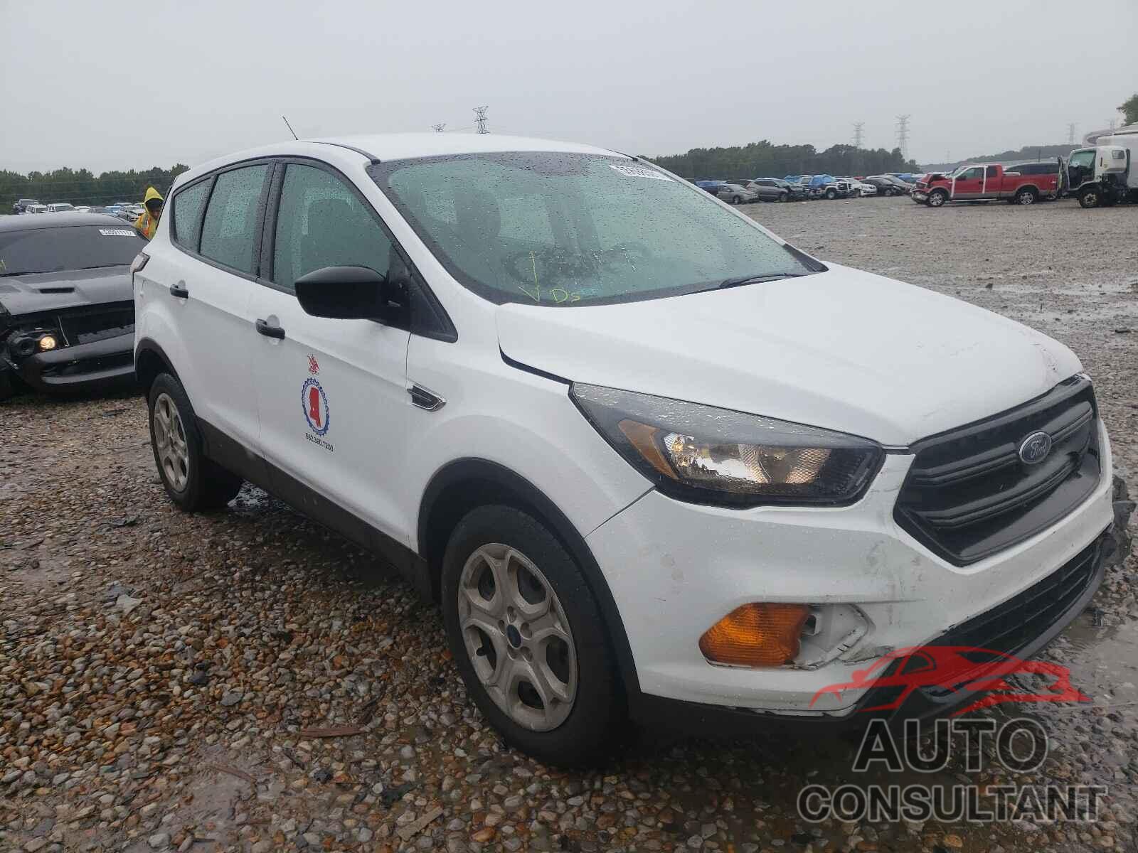 FORD ESCAPE 2018 - 1FMCU0F73JUC19952