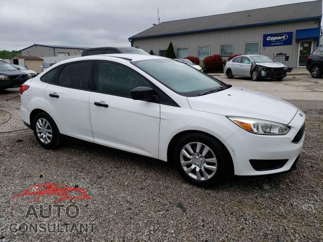 FORD FOCUS 2015 - 1FADP3E28FL304456