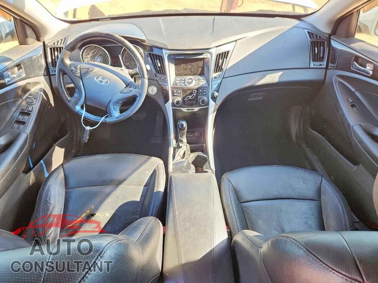 HYUNDAI SONATA 2011 - 5NPEC4AC2BH121731