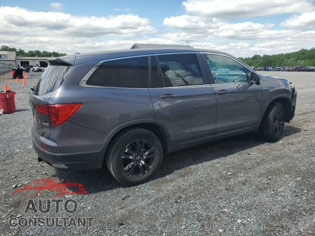 HONDA PILOT 2017 - 5FNYF6H72HB077746