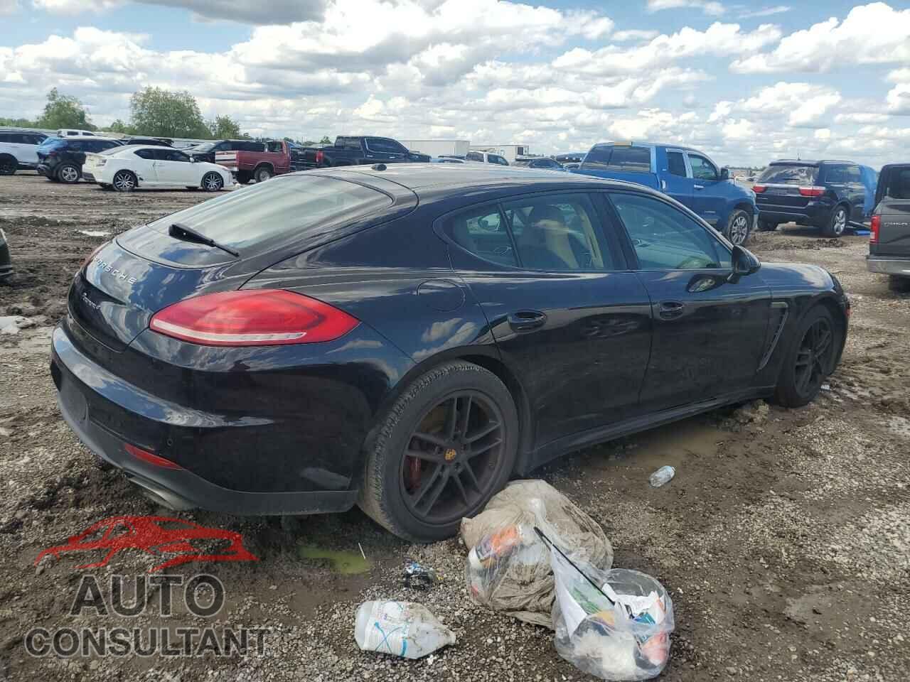 PORSCHE PANAMERA 2015 - WP0AA2A75FL001564