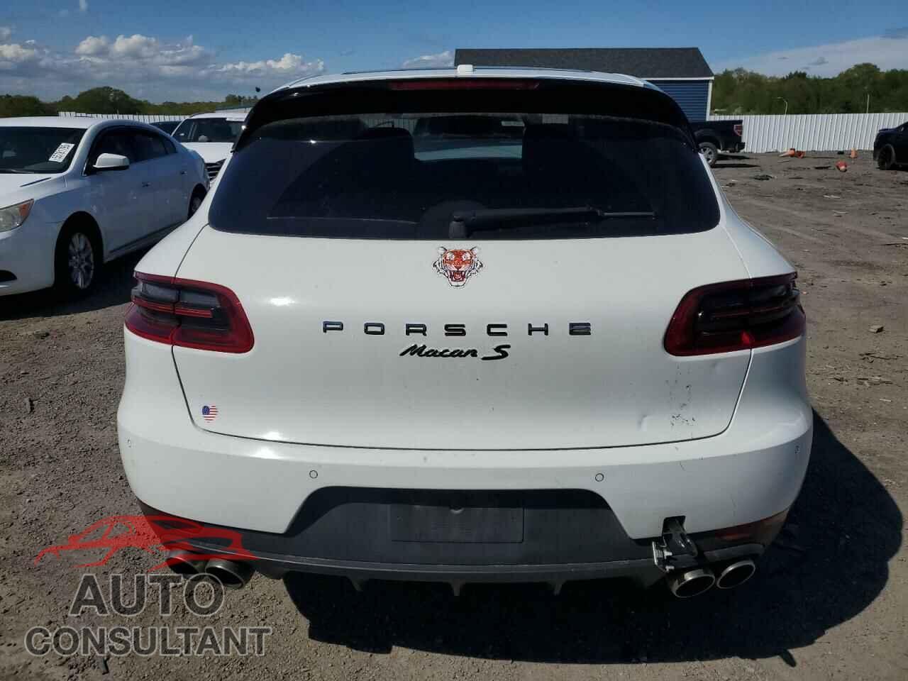 PORSCHE MACAN 2015 - WP1AB2A57FLB59172