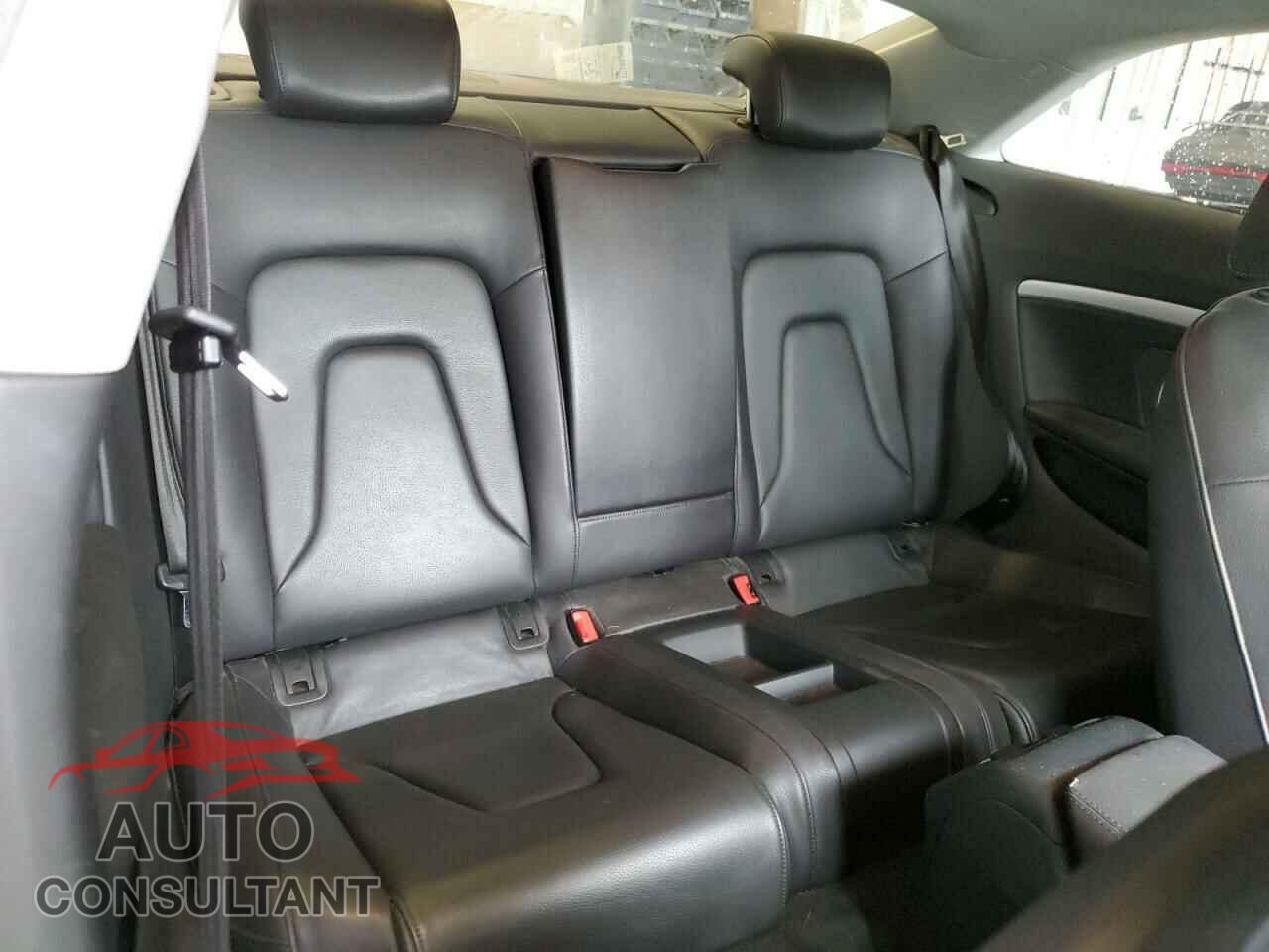 AUDI A5 2013 - WAULFAFR5DA065687