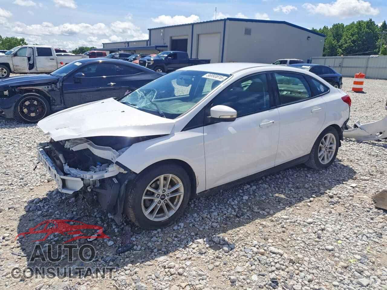 FORD FOCUS 2017 - 1FADP3F20HL292014