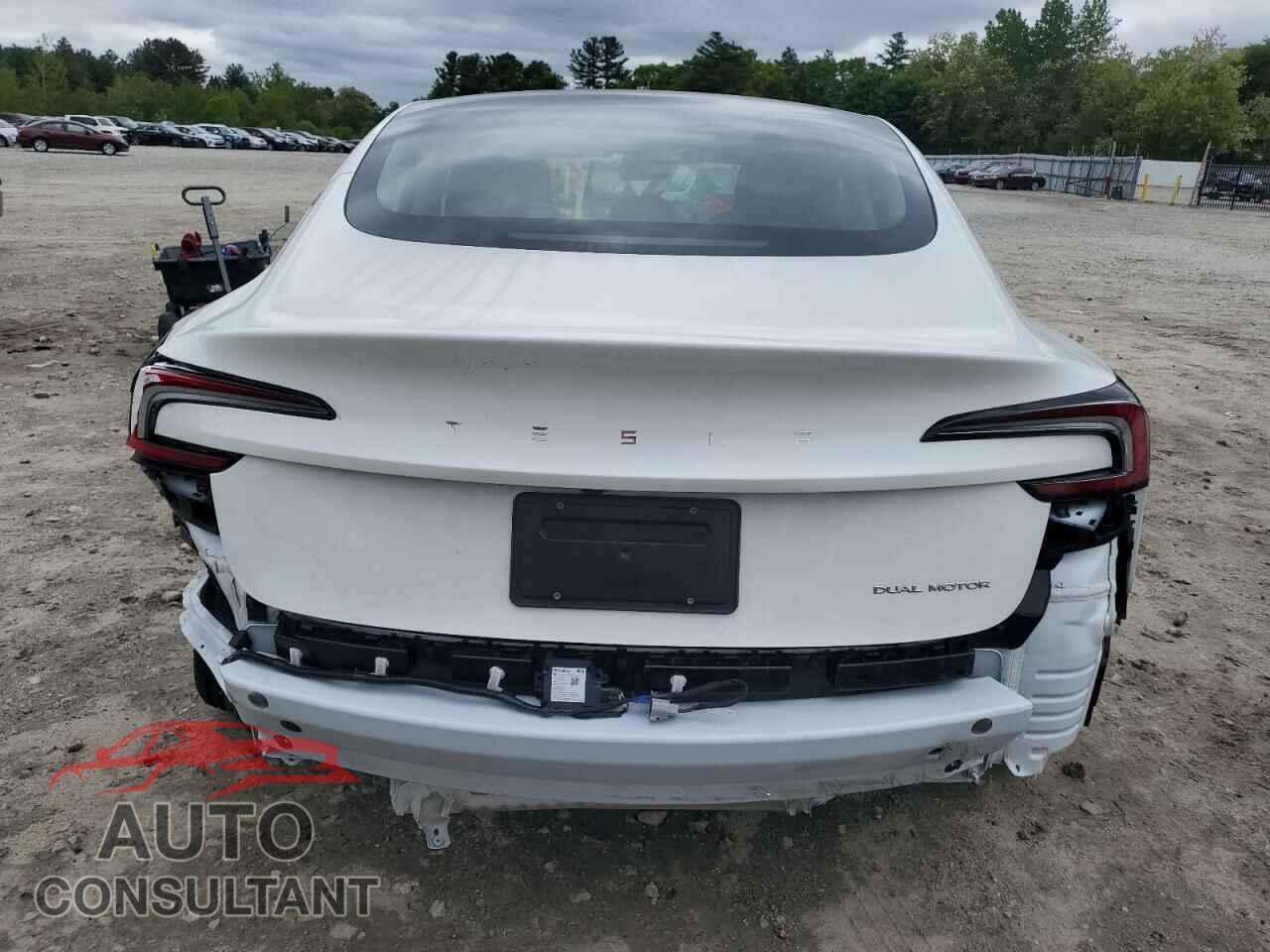 TESLA MODEL 3 2024 - 5YJ3E1EB2RF797302