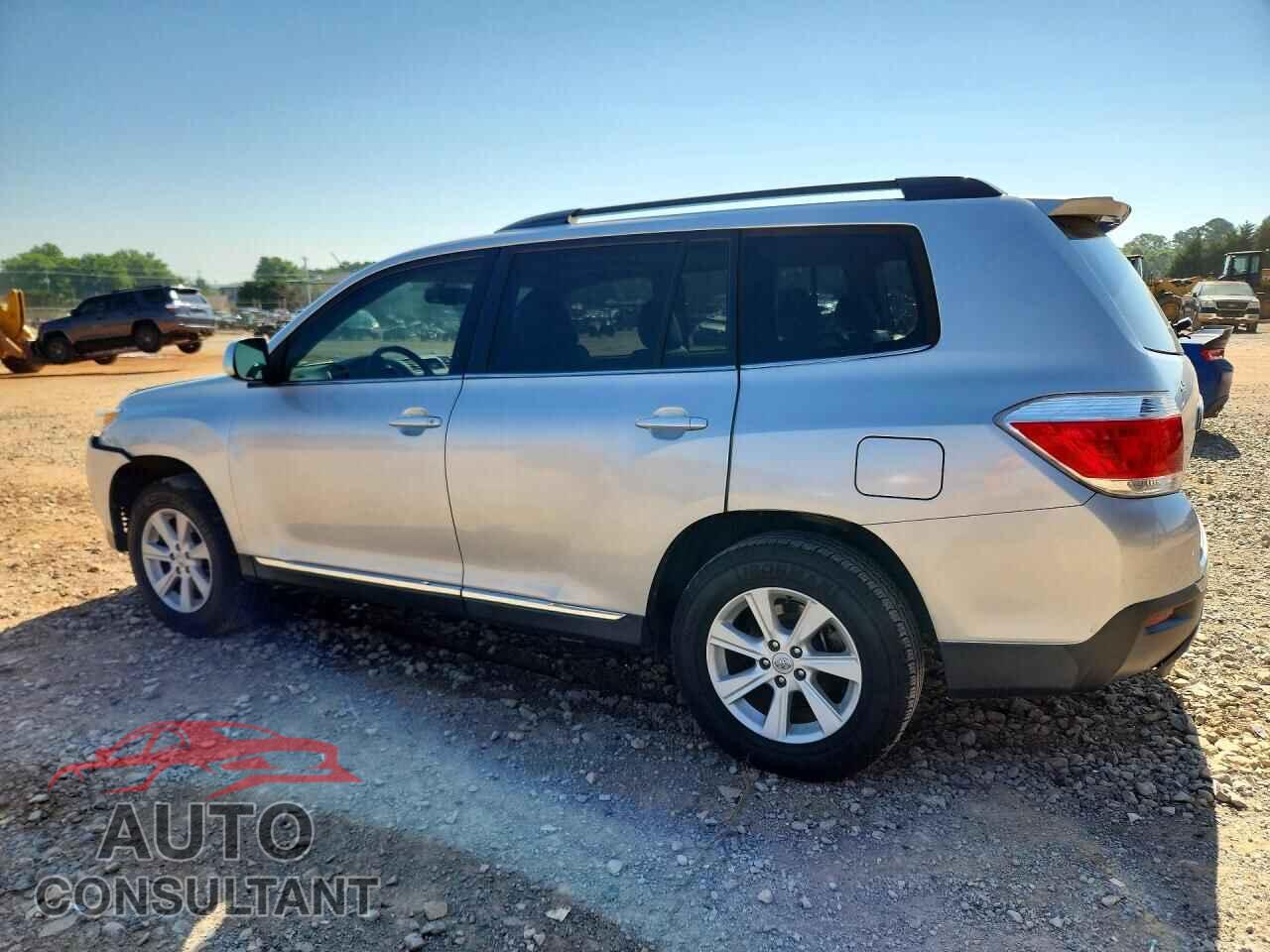 TOYOTA HIGHLANDER 2012 - 5TDZK3EH8CS057002
