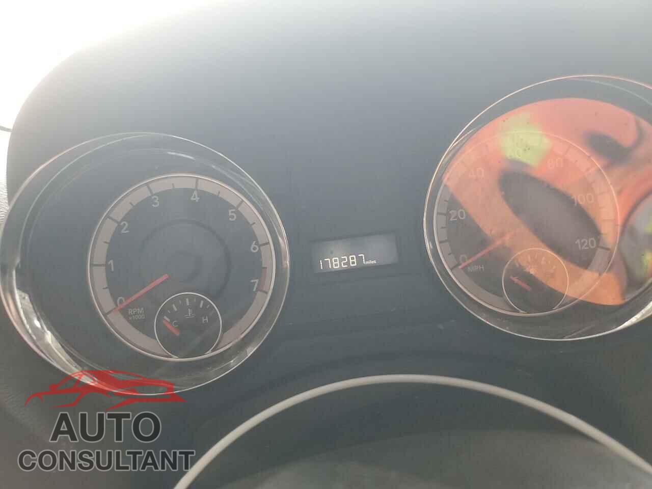 DODGE CARAVAN 2016 - 2C4RDGCG8GR330028