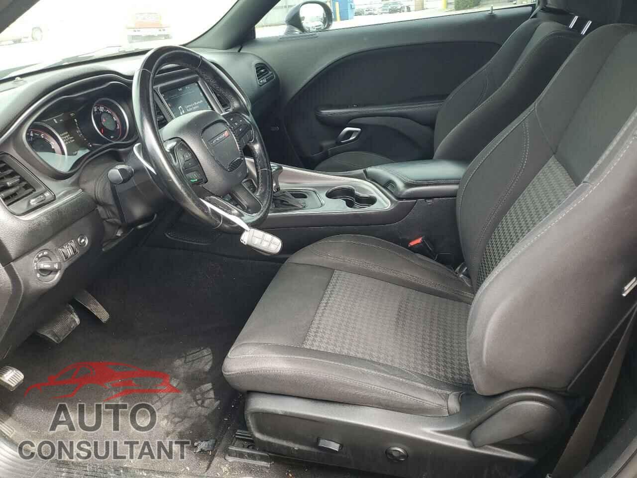 DODGE CHALLENGER 2019 - 2C3CDZAG5KH677601