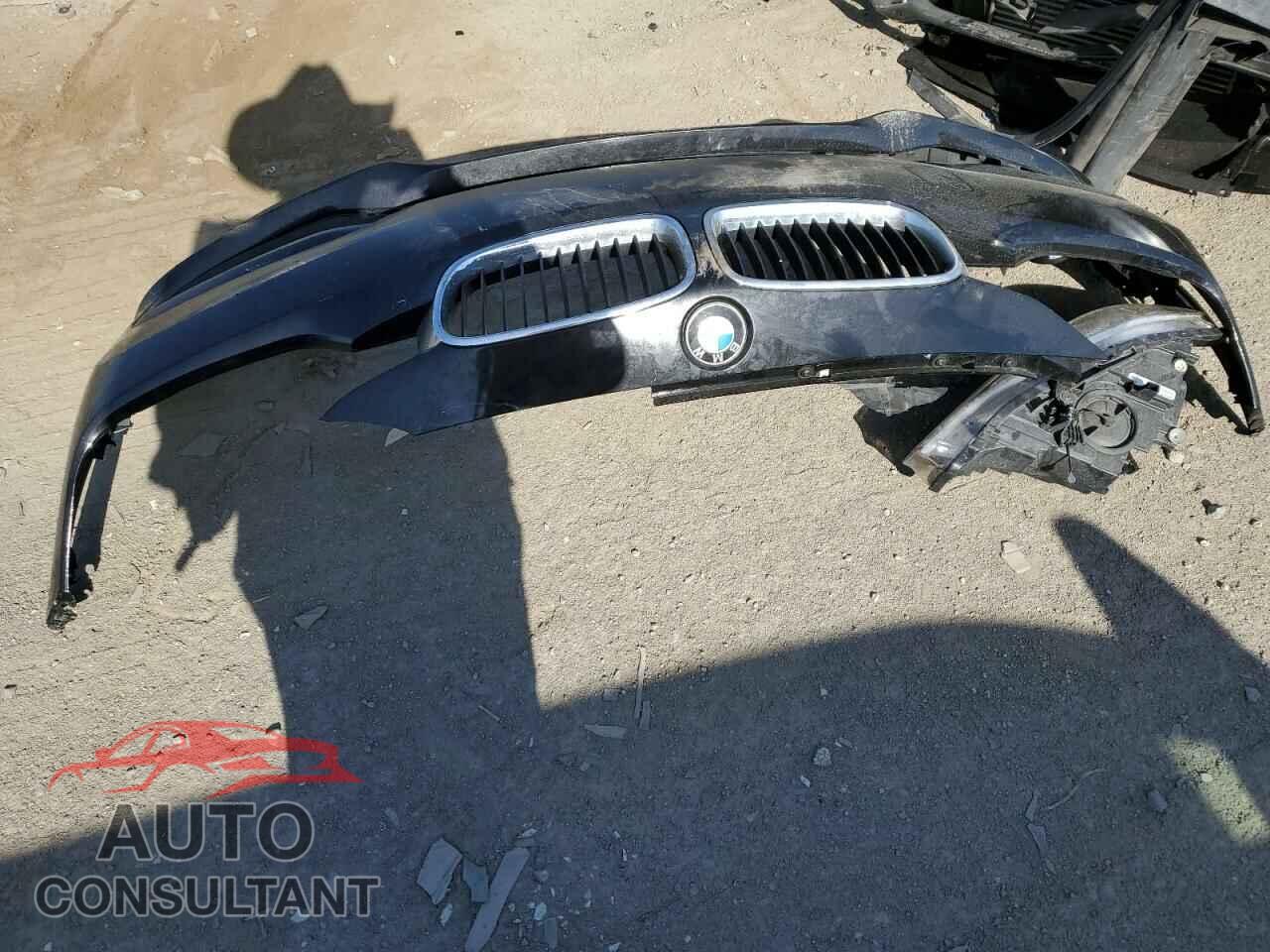 BMW 3 SERIES 2016 - WBA8E1G55GNU11237