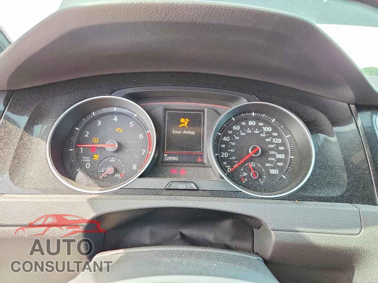 VOLKSWAGEN GTI 2017 - 3VW5T7AU2HM065459
