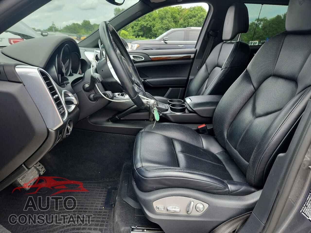 PORSCHE CAYENNE 2017 - WP1AB2A24HLA53092