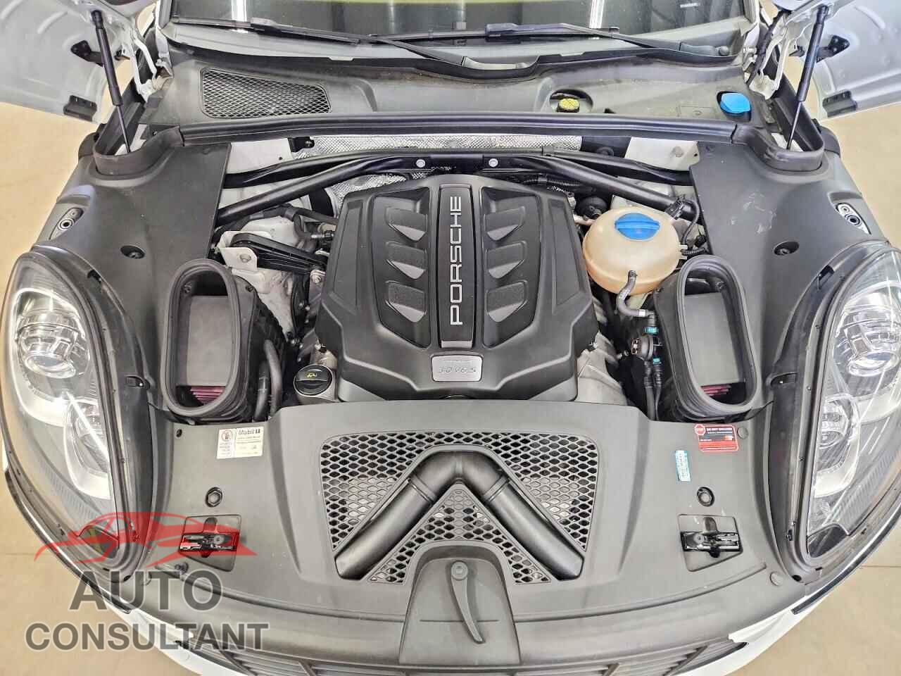 PORSCHE MACAN 2016 - WP1AB2A55GLB50620