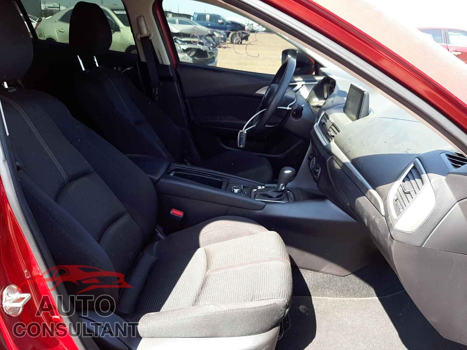 MAZDA 3 2017 - 3MZBN1U79HM138780