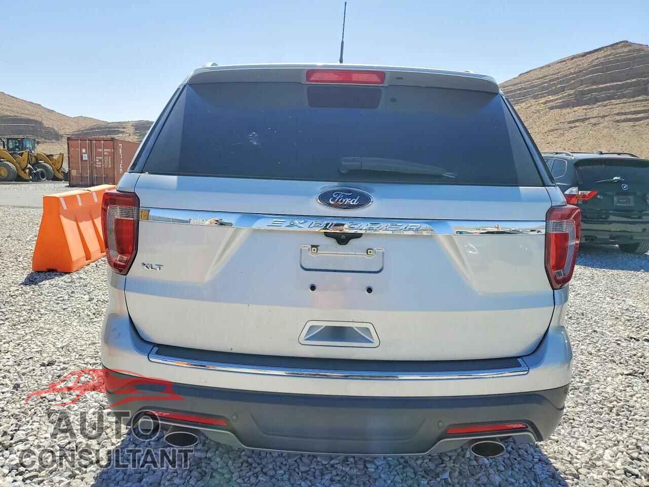 FORD EXPLORER 2018 - 1FM5K7D80JGB79685