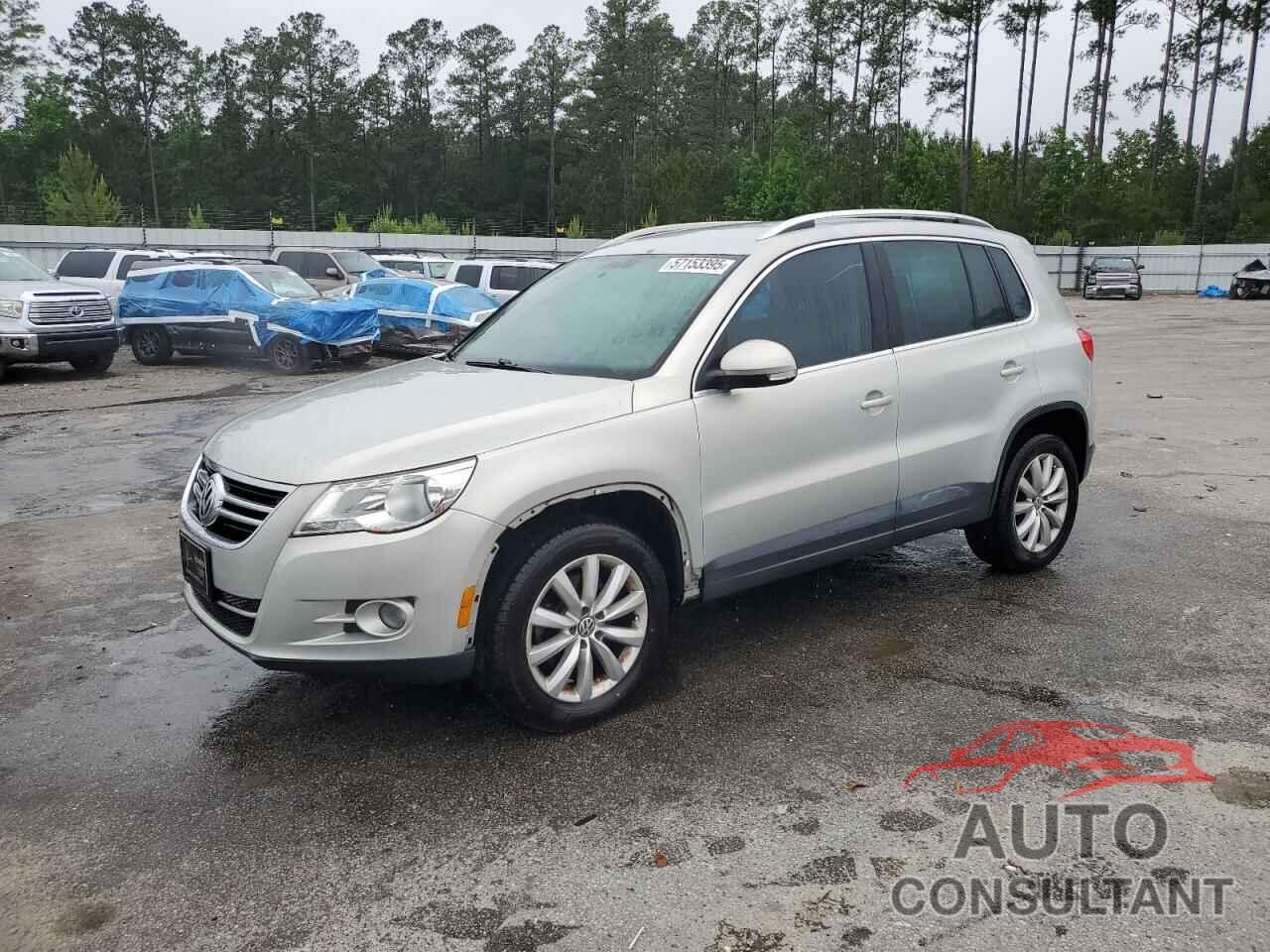 VOLKSWAGEN TIGUAN 2011 - WVGAV7AX8BW540458