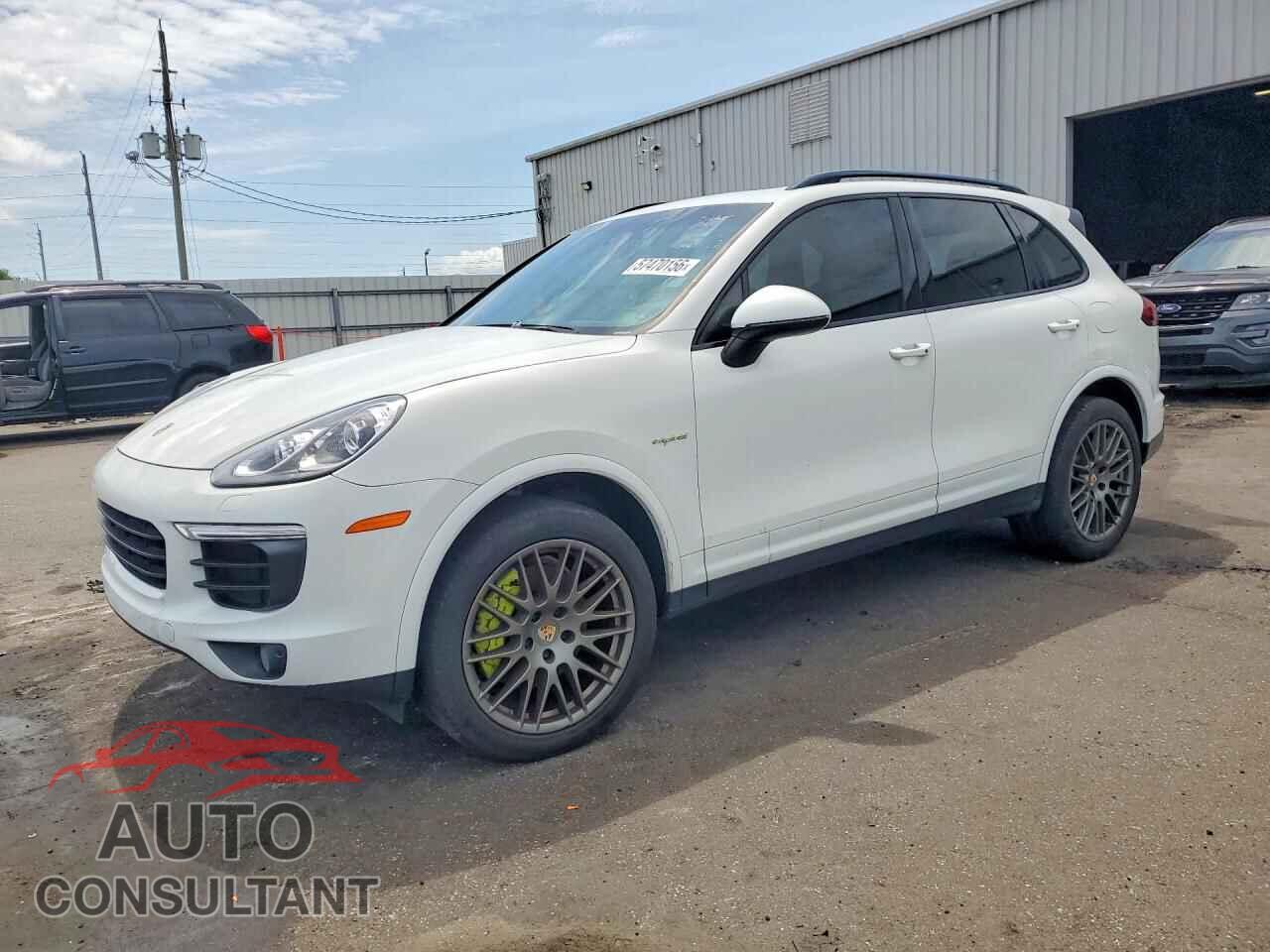 PORSCHE CAYENNE 2017 - WP1AE2A22HLA74286
