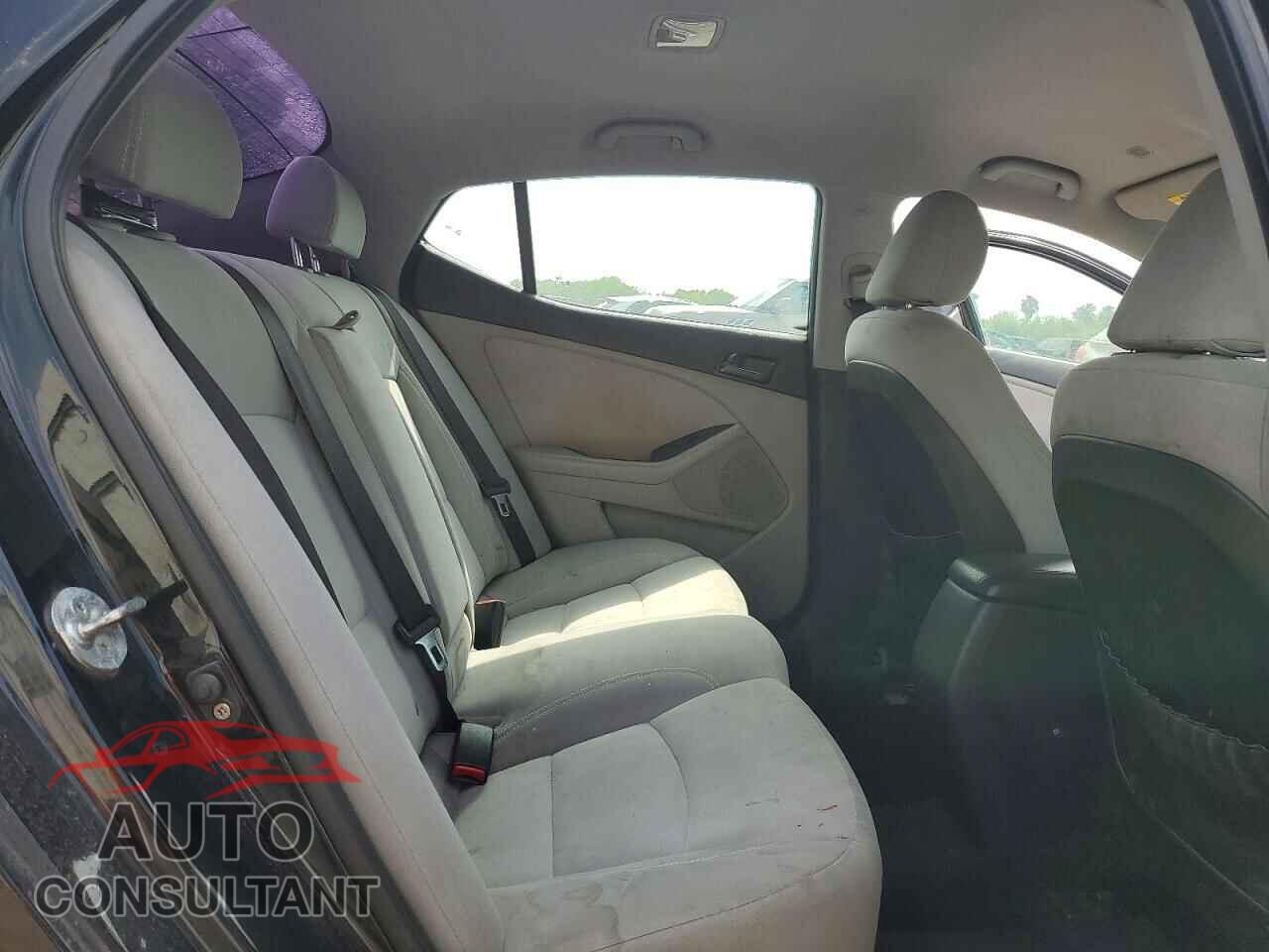 KIA OPTIMA 2013 - KNAGM4A77D5304454