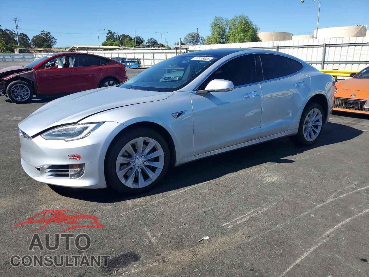 TESLA MODEL S 2017 - 5YJSA1E26HF204353