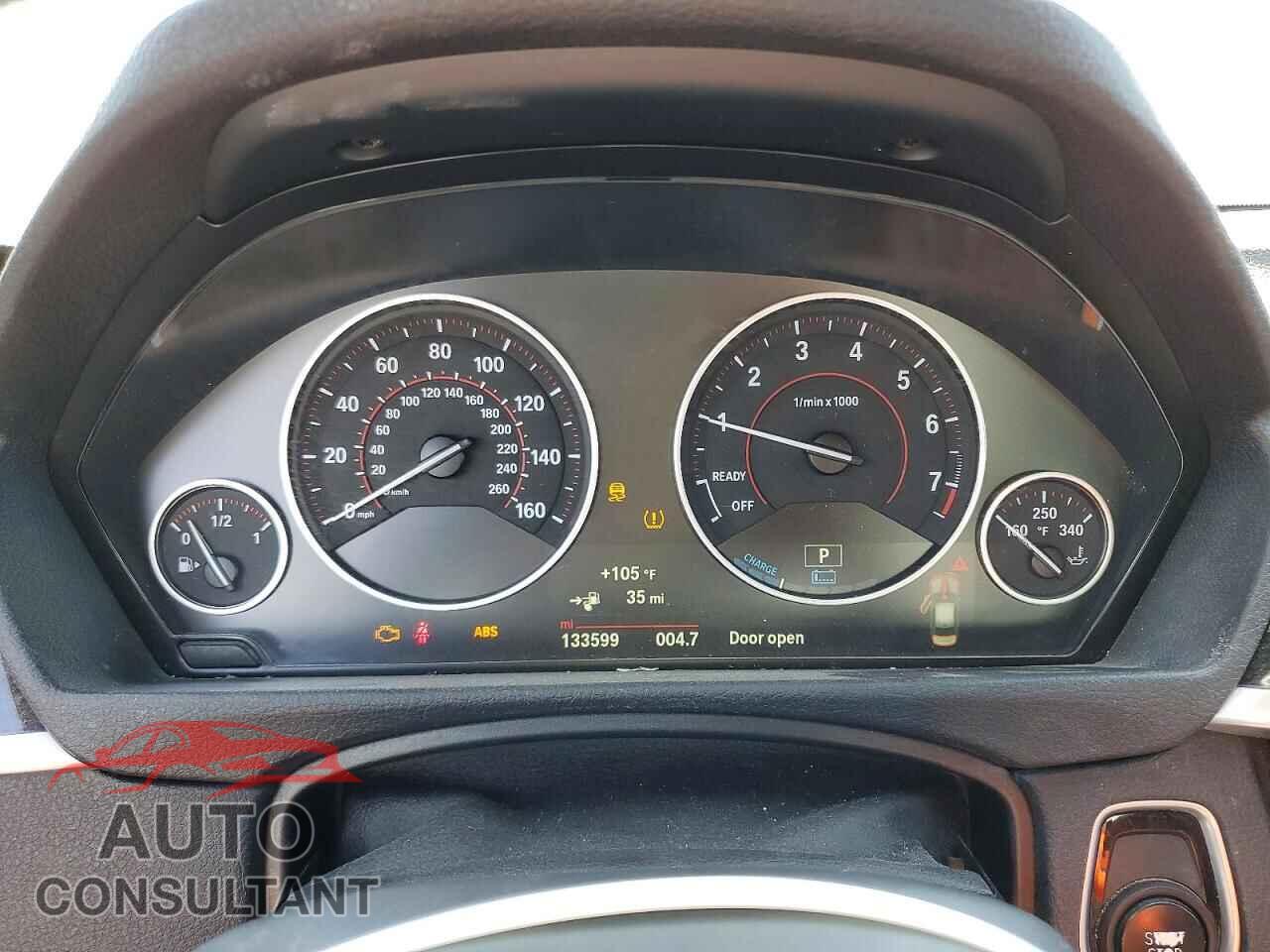 BMW 3 SERIES 2017 - WBA8E1C59HK480005