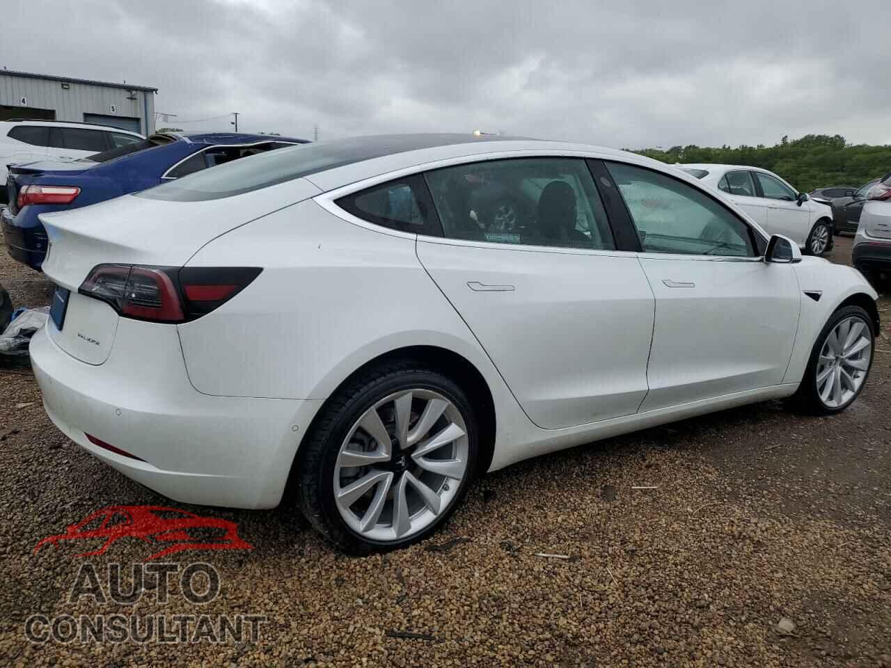 TESLA MODEL 3 2020 - 5YJ3E1EB3LF667522