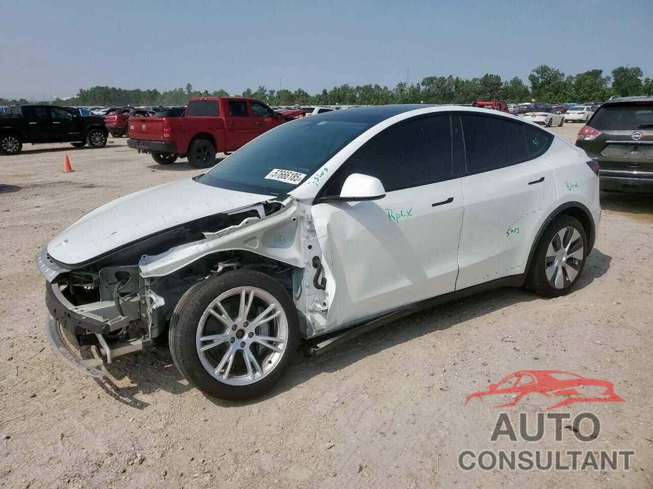 TESLA MODEL Y 2024 - 7SAYGDEE5RA261374