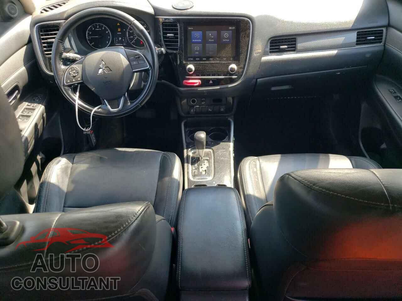 MITSUBISHI OUTLANDER 2020 - JA4AD3A39LZ034709