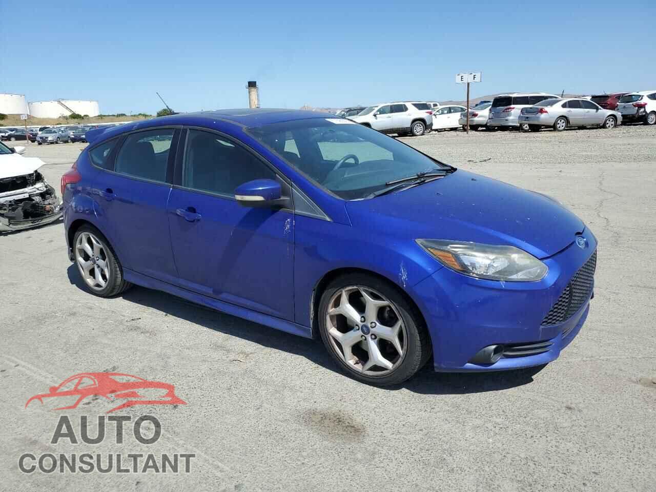 FORD FOCUS 2013 - 1FADP3L94DL312972