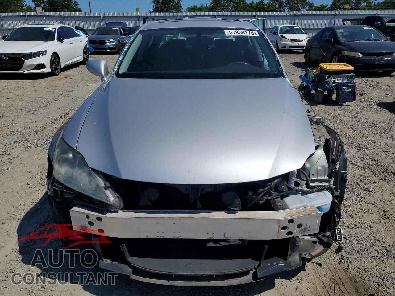 LEXUS IS 2010 - JTHCF5C27A5042710