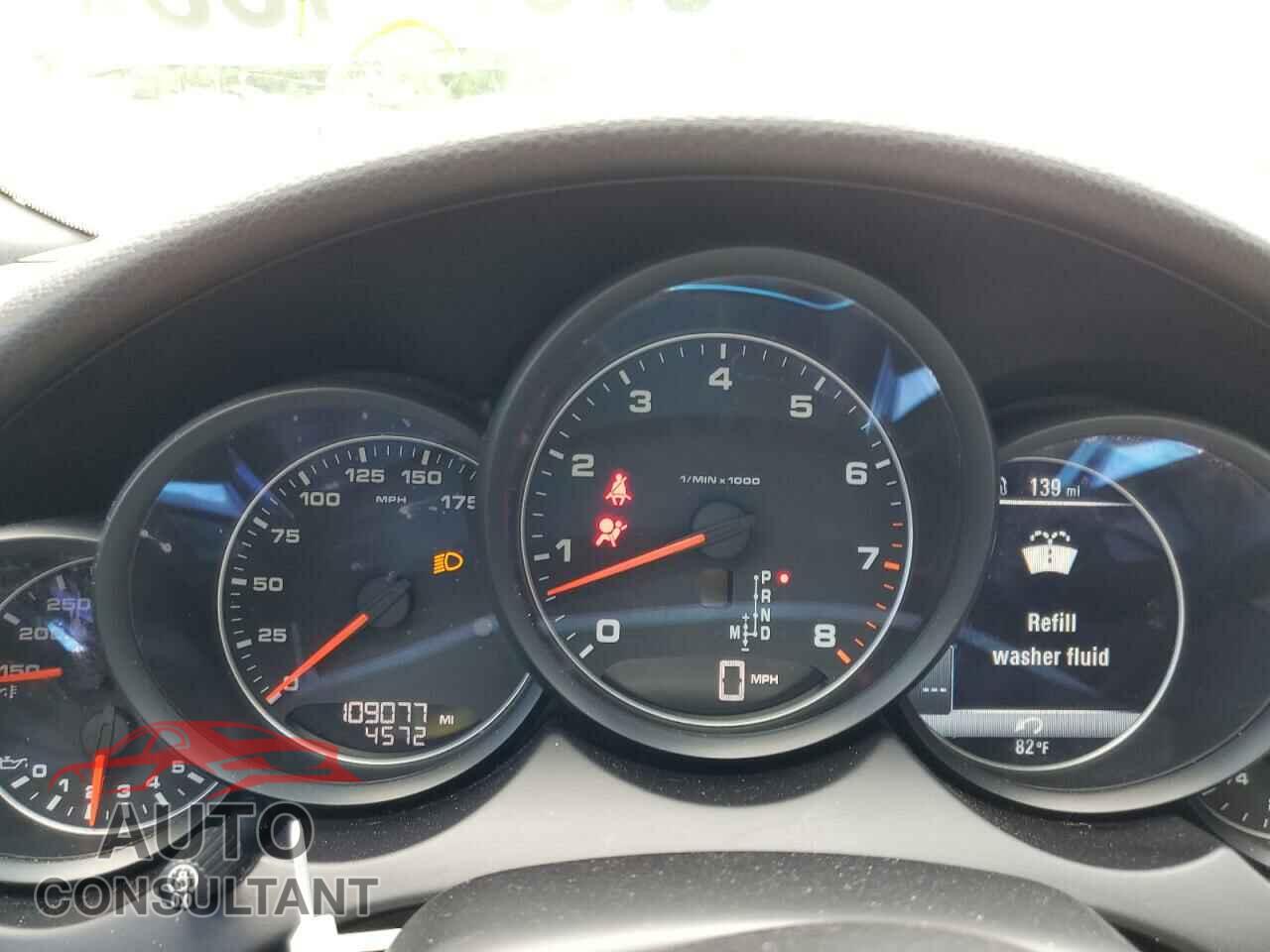 PORSCHE CAYENNE 2017 - WP1AA2A28HKA82393