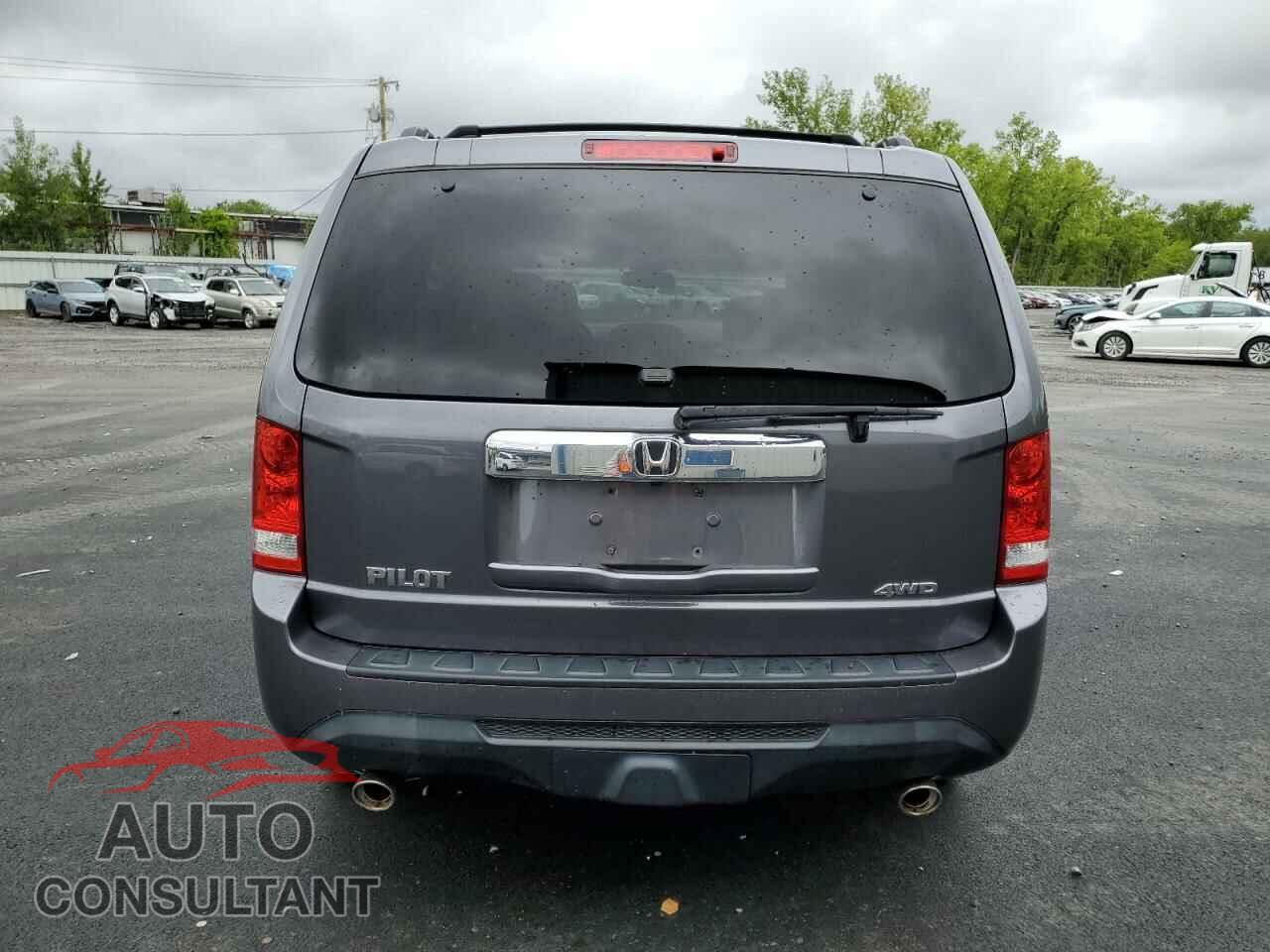 HONDA PILOT 2015 - 5FNYF4H55FB070497