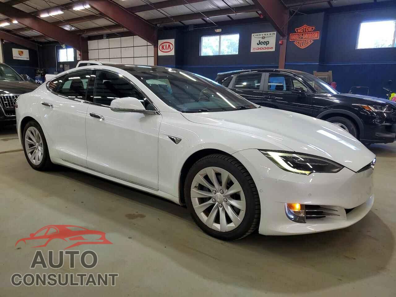 TESLA MODEL S 2018 - 5YJSA1E25JF244333