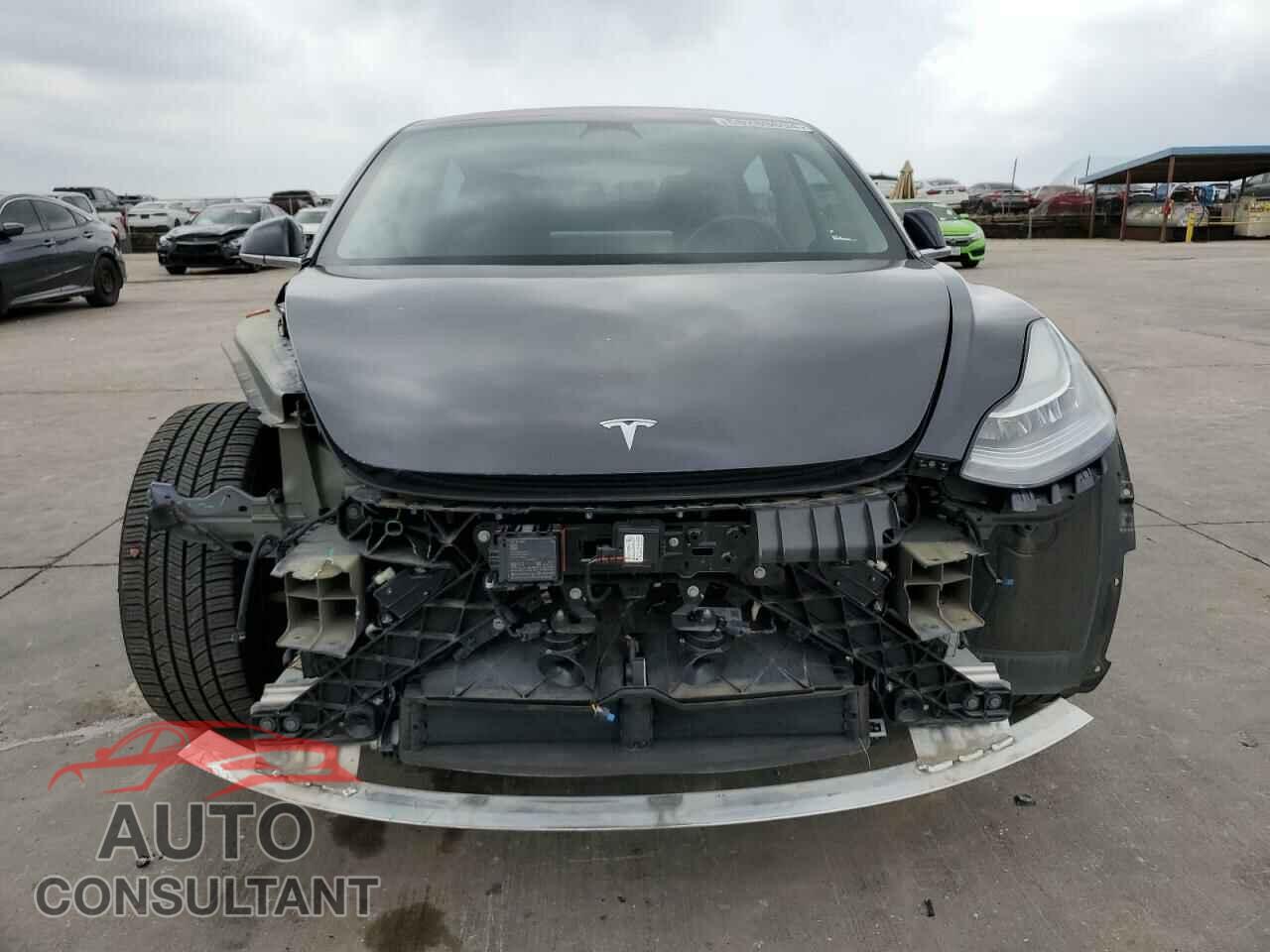 TESLA MODEL 3 2018 - 5YJ3E1EA4JF057911