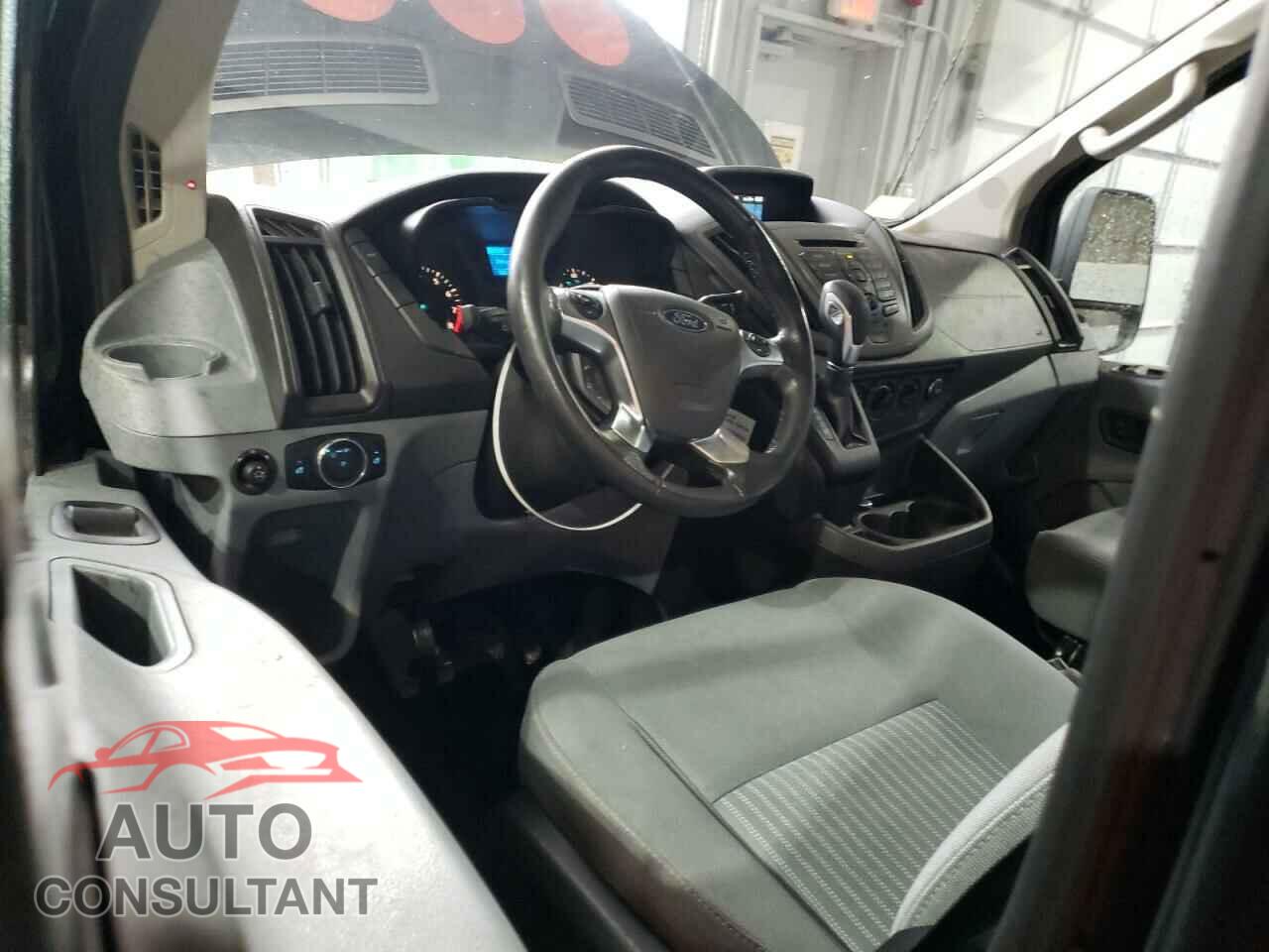 FORD TRANSIT 2015 - 1FTYE1YM0FKB06124