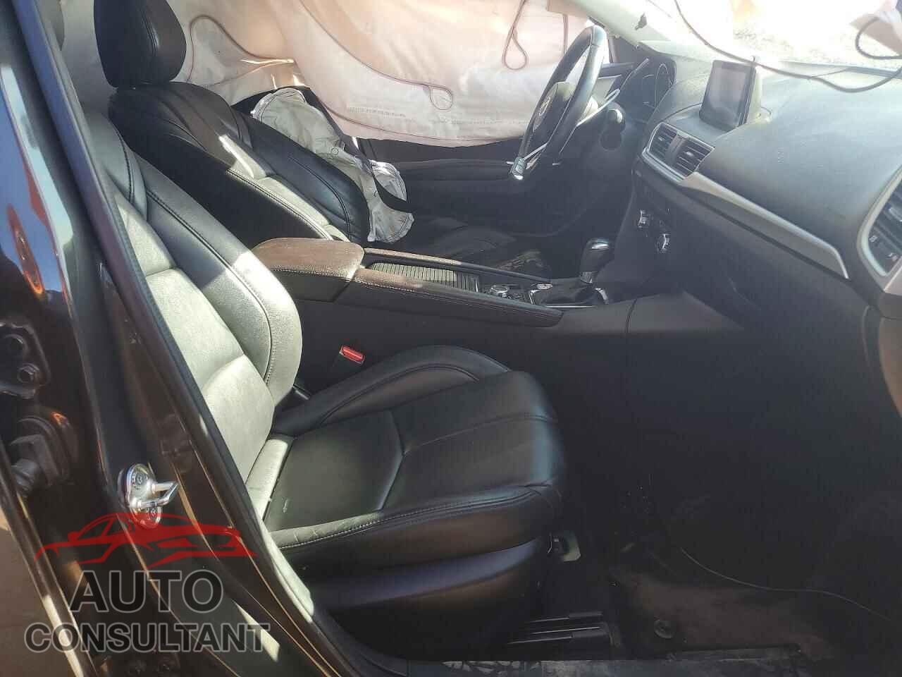 MAZDA 3 2017 - JM1BN1V74H1143013