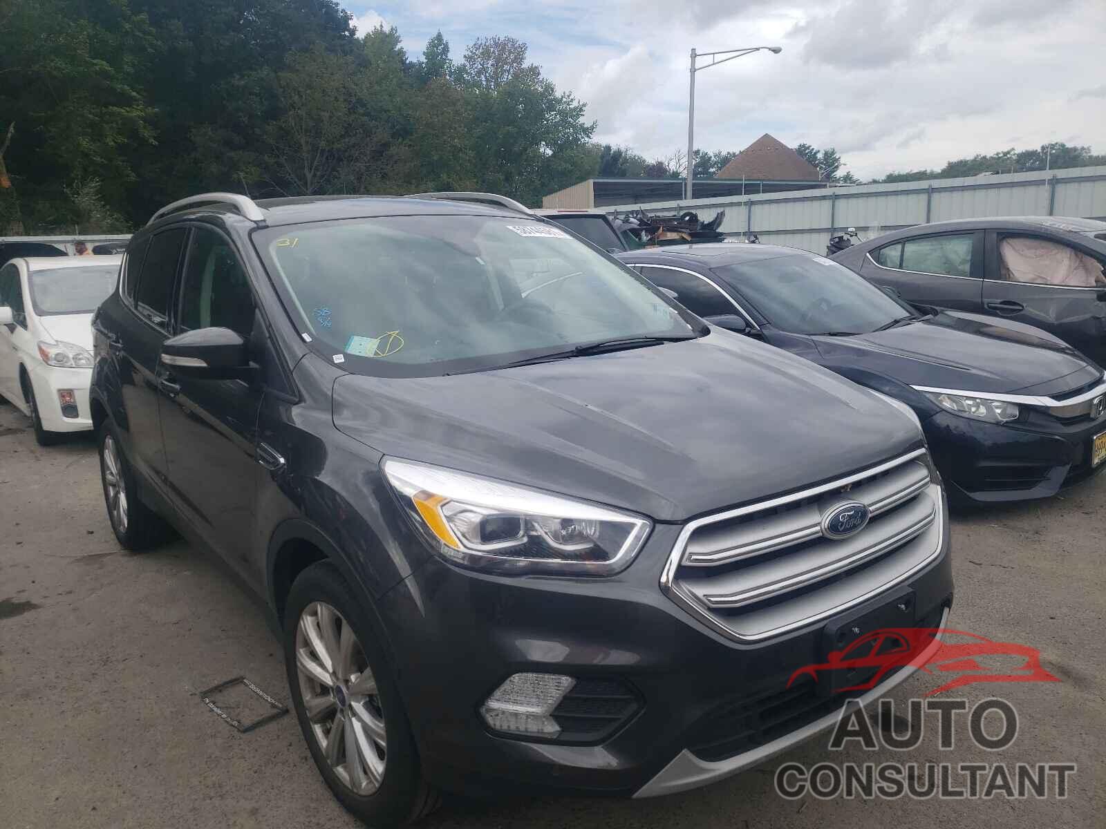 FORD ESCAPE 2018 - 1FMCU9J93JUB97836