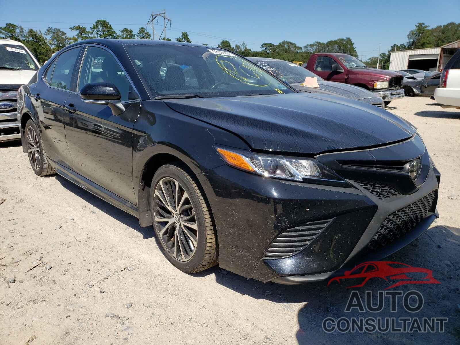 TOYOTA CAMRY 2019 - 4T1B11HK1KU828650