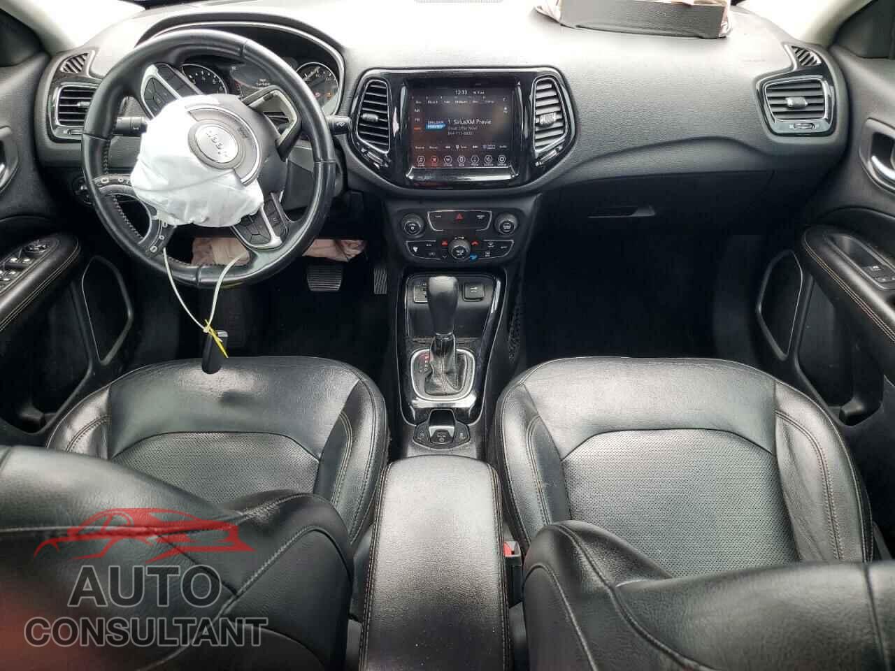 JEEP COMPASS 2019 - 3C4NJCCB1KT676285