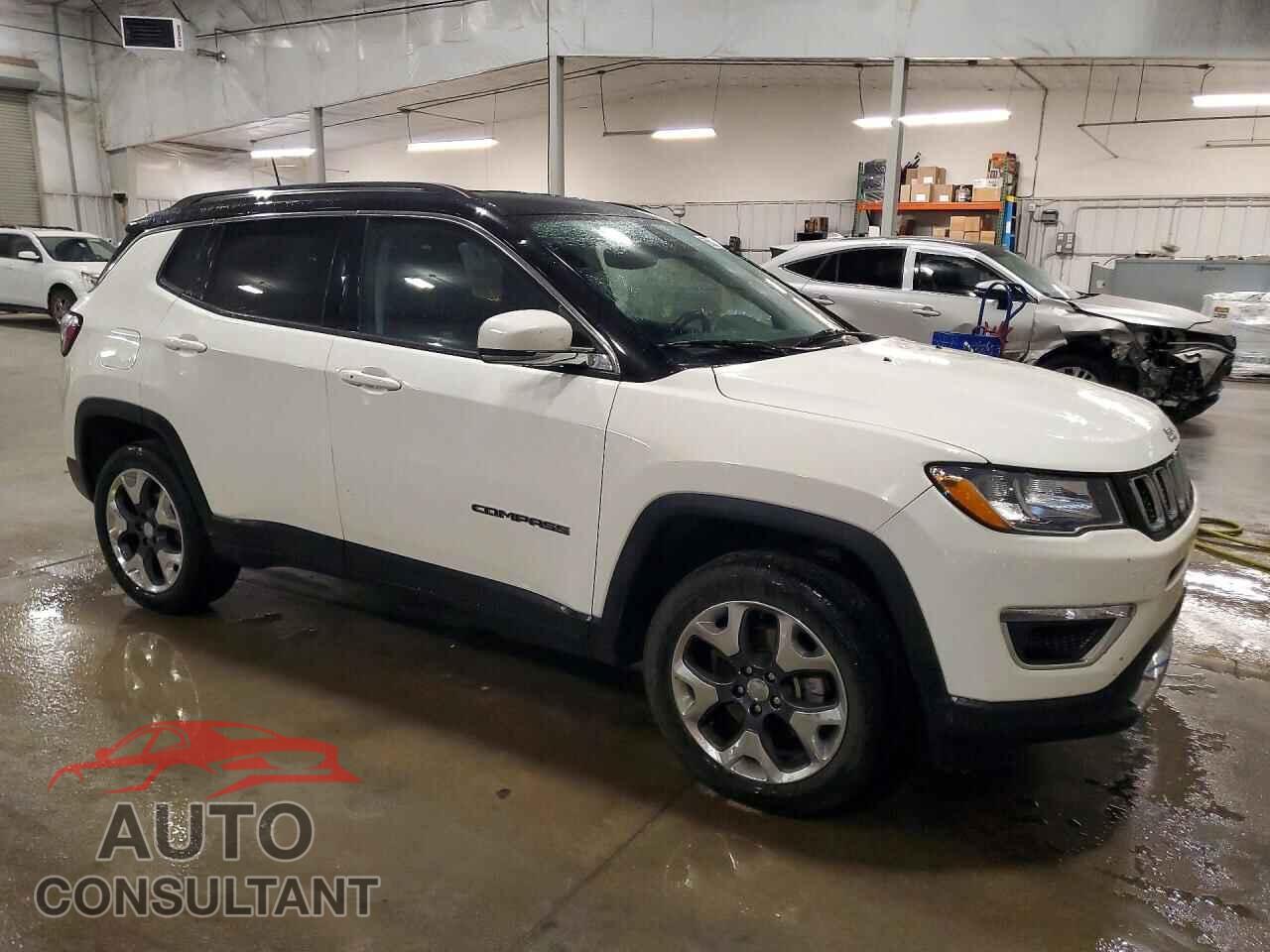 JEEP COMPASS 2018 - 3C4NJDCB2JT192114