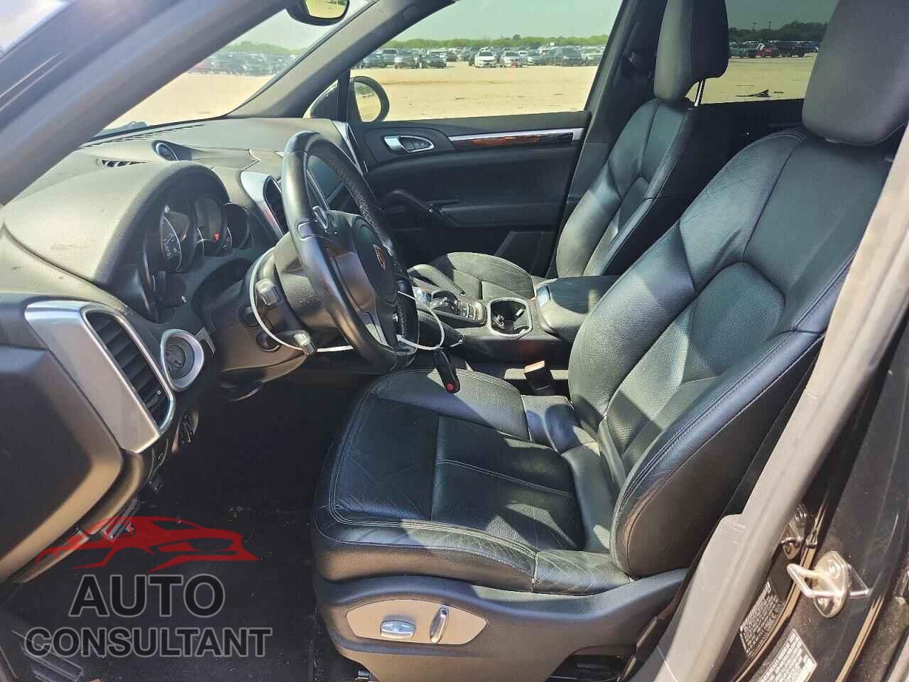 PORSCHE CAYENNE 2014 - WP1AB2A25ELA55672
