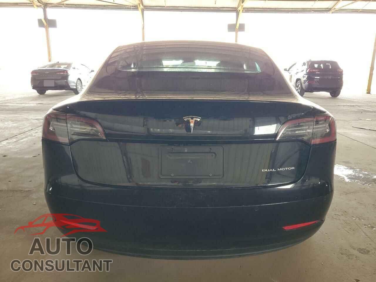 TESLA MODEL 3 2020 - 5YJ3E1EB2LF667821