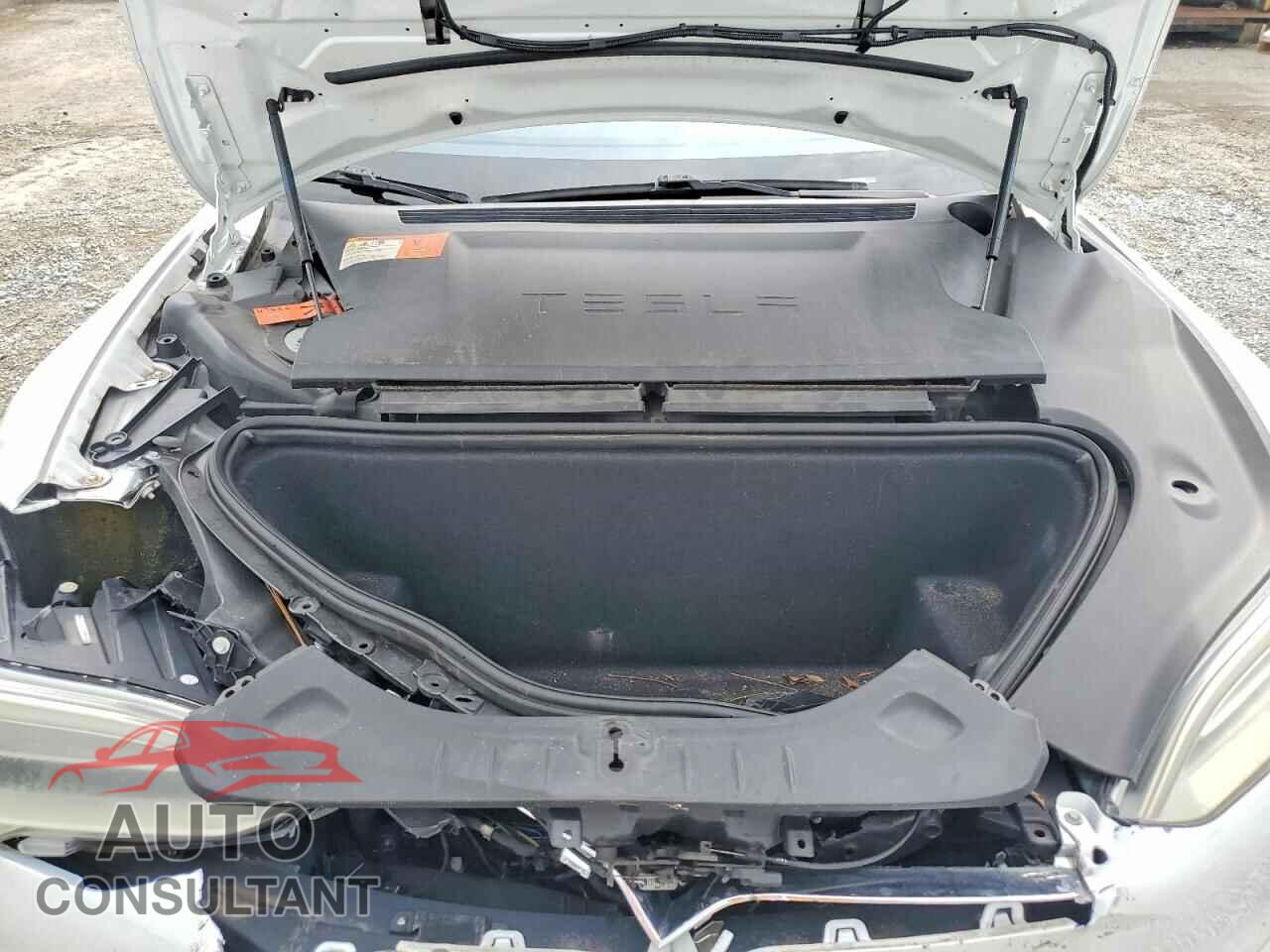 TESLA MODEL S 2017 - 5YJSA1E29HF184535