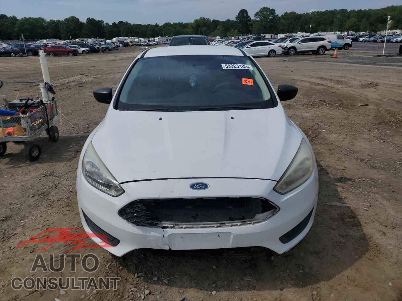FORD FOCUS 2016 - 1FADP3E22GL256874