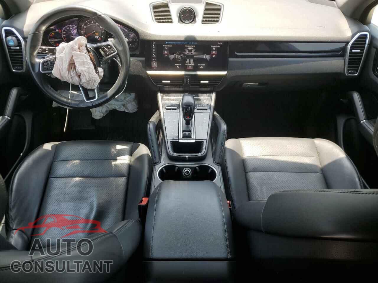 PORSCHE CAYENNE 2019 - WP1AA2AY9KDA09470