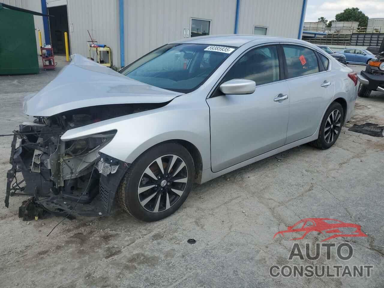 NISSAN ALTIMA 2018 - 1N4AL3AP4JC156119