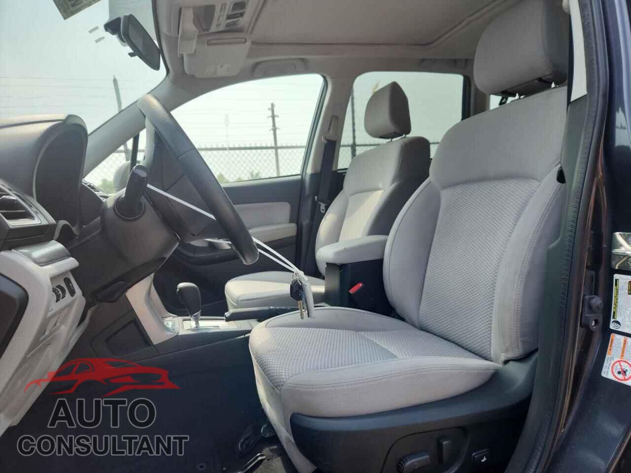 SUBARU FORESTER 2017 - JF2SJAEC0HH565927