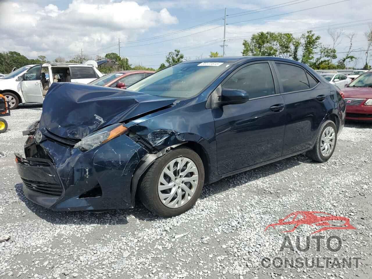 TOYOTA COROLLA 2018 - 5YFBURHE1JP840975